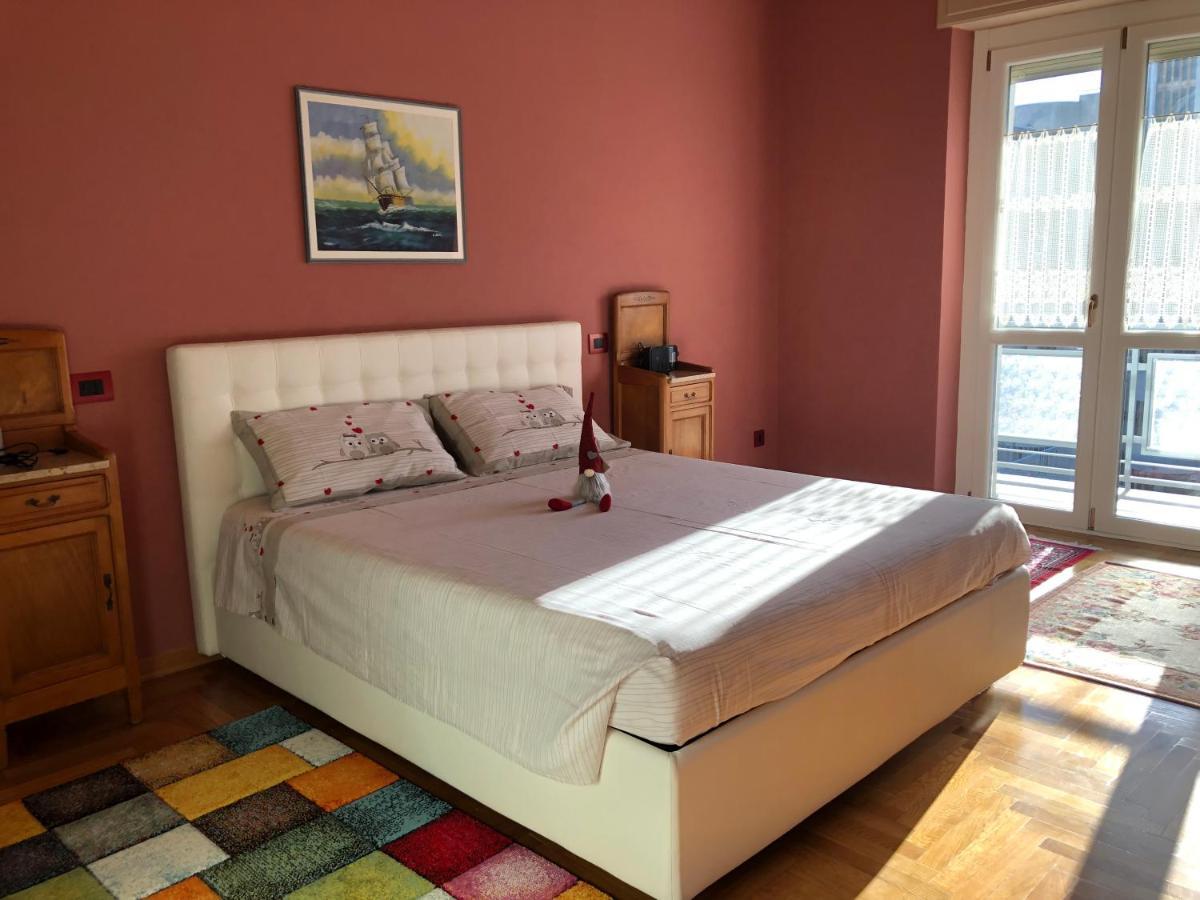 Attico Chez Renee Aosta Lejlighed Eksteriør billede